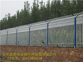 围墙用铁丝网围栏制作厂家