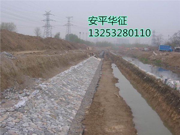 格宾网，格宾石笼网，河道修复格宾石笼网