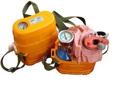 ZYX45隔绝式压缩氧气自救器