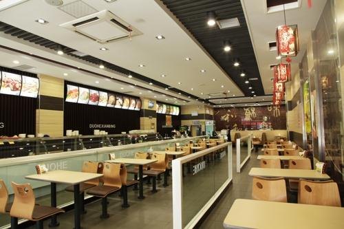 黑龙江快餐桌椅赛尚快餐桌椅已认证快餐桌椅价格