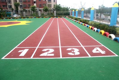 苏州幼儿园橡胶跑道施工厂家（橡胶安全地垫）