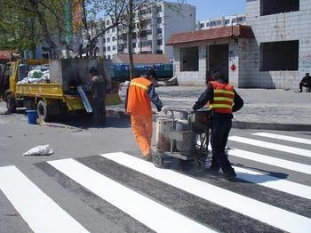 湖北黄冈道路划线 小区厂区车间马路划线 热熔冷漆标线