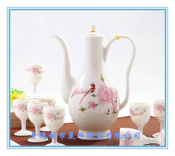 水点桃花酒具