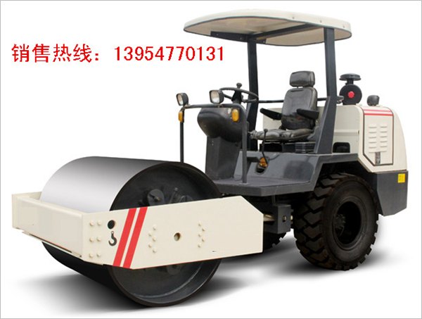 内蒙古激振力达3T的单钢轮振动压路机 