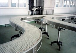 扬州塑奇转弯网带输送机
