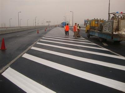 重庆哪里划线公司 马路热熔划线 市政道路划线价格