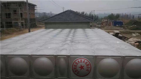 荆州不锈钢水箱|硬派牌水箱