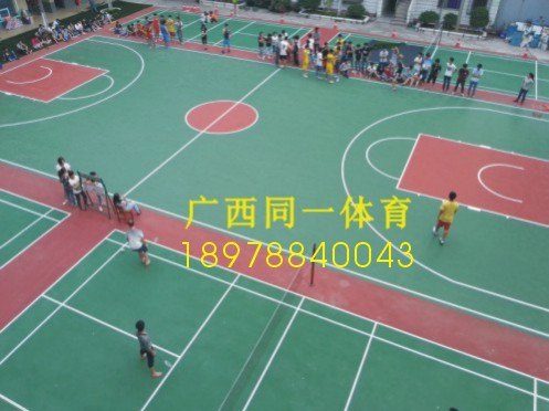 专业的塑胶球场施工，塑胶跑道人造草