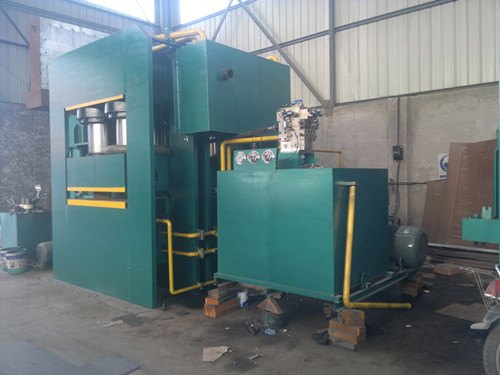 万恒机械设备——口碑好的防盗门压花机提供商