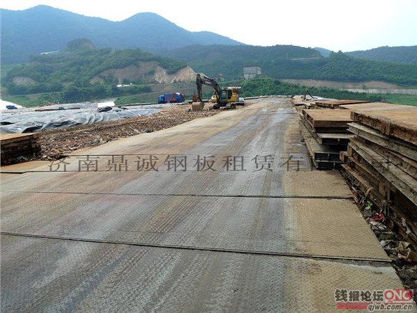 济南最专业钢板出租公司，首选济南鼎诚，专业钢板出