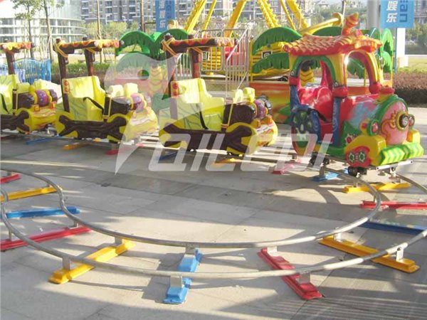 儿童轨道车游乐设备小火车8座森林轨道类游乐设施