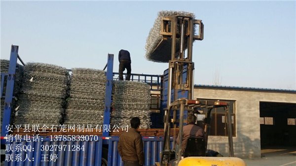 护岸固脚石笼网箱生态环保包塑石笼网河道护坡格宾网挡墙