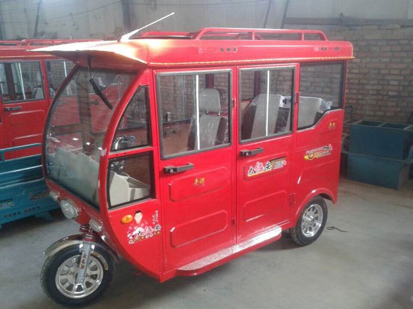 山东全封闭电动三轮车、电动三轮车车棚{北京相撞豪