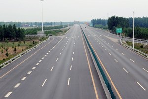 四川邛崃波形梁护栏板厂家