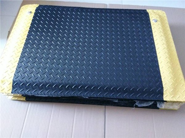 抗疲劳地垫价格130元每平方米+龙之净防滑地垫+静电胶板