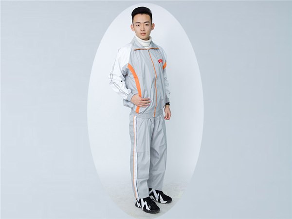 您知道校服订做生产厂家哪家好吗？