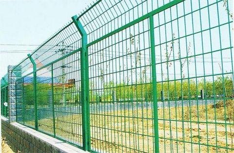 供青海围栏网和西宁框架网围栏批发
