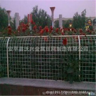 好到不像话√陕西厂家沃兴现货供应桃型柱隔离网，价