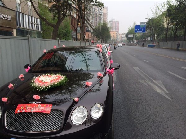 成都婚庆租车|成都租婚车电话|成都专业提供婚礼用