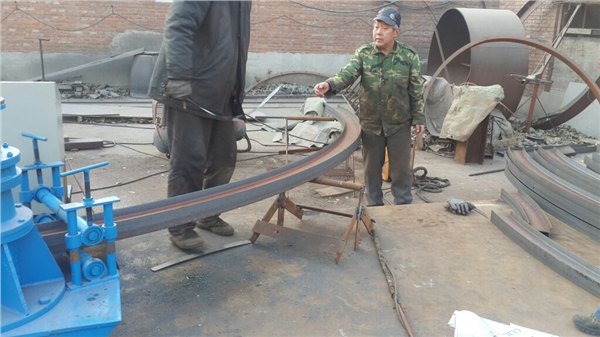 河北桥墩模板生产【铁航钢构】异型模板供应，价格超