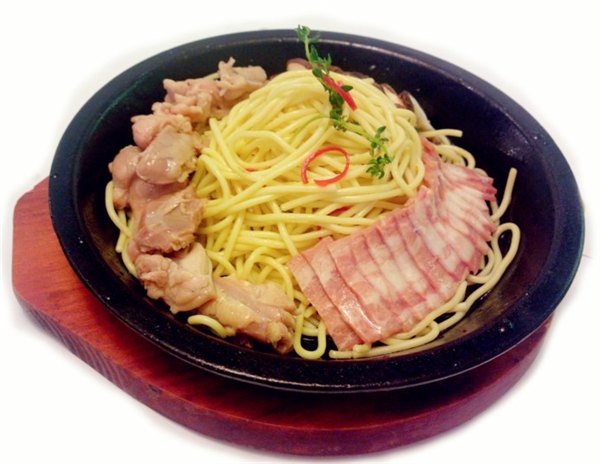 醇牛餐饮当属一流的260℃厨房运营管理咨询公司：