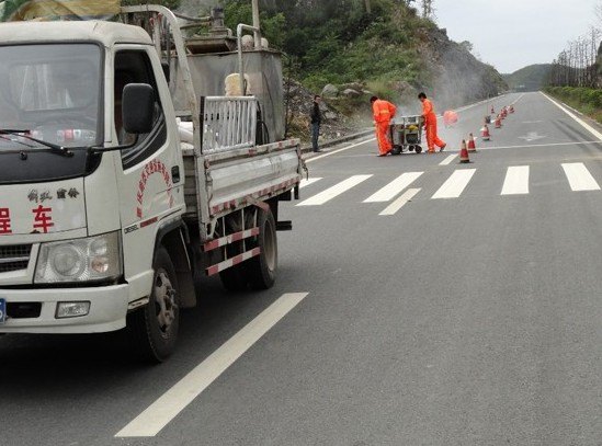 城市道路热熔划线、热熔交通标线、道路划线涂料生产,道路交通标线施工