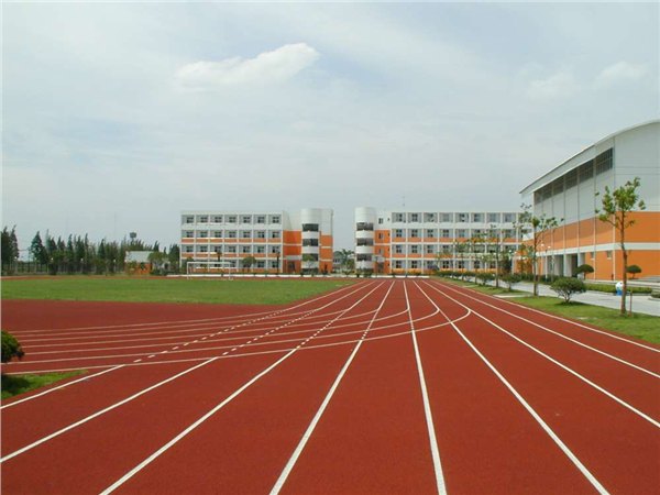 江都塑胶跑道塑胶篮球场厂家