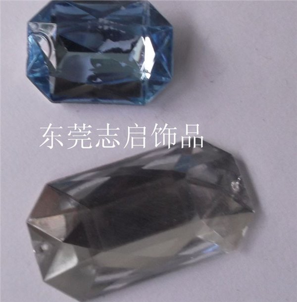 供应塑胶饰品塑胶饰品厂家八角亚克力钻
