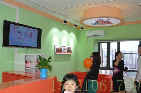 婴幼儿小饭桌加盟需要多少费用