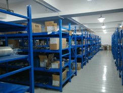 镇江哪里有价格合理的中型仓储货架——江苏中型仓储