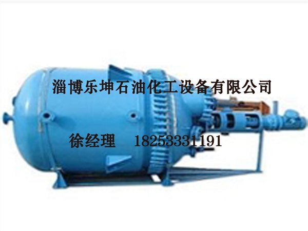 乐坤石油化工设备供应优质搪玻璃反应釜：山东搪玻璃