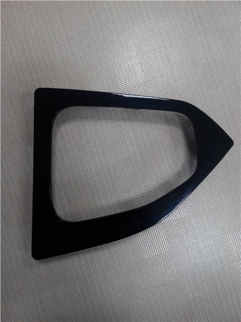 塑料件喷涂哪家好|买优秀的钢琴漆塑件，顺森专用车