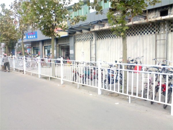 公路护栏厂家 公路护栏厂家价格  畅销公路护栏