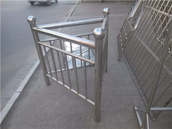 批发不锈钢护栏围栏，报价合理的不锈钢护栏【诚挚推