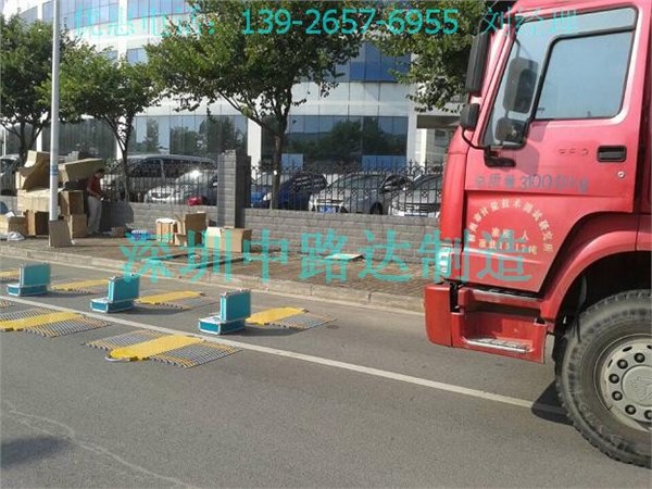 超限超载专用便携式汽车称重仪厂家和价格哪家最优惠