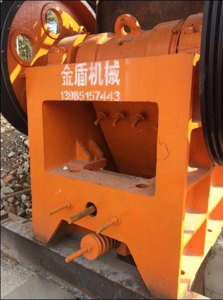 规模最大的鄂式破碎机服务商——供应鄂式破碎机