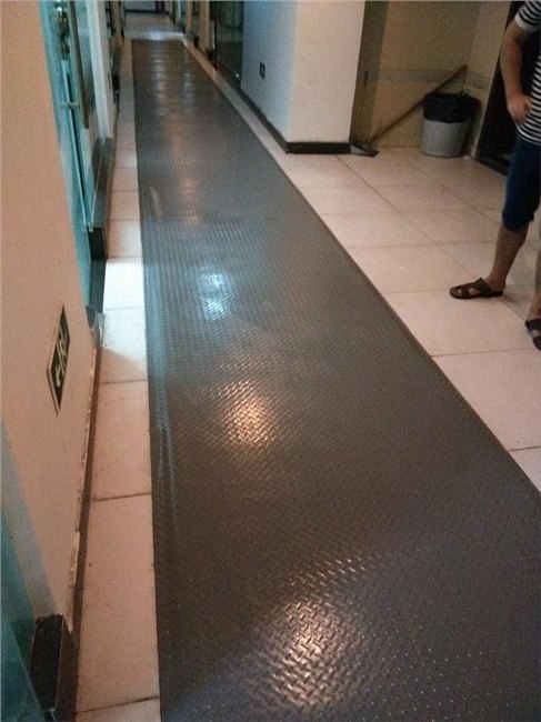 防滑防静电地垫+PVC柳叶纹防滑垫+抗疲劳防静电橡胶胶垫工厂