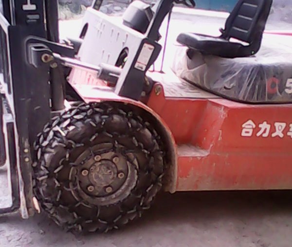 装载机轮胎防护链经销商：专业的铲车轮胎防护链，汇