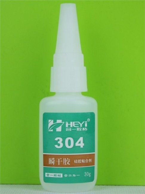 粘硅胶的胶水