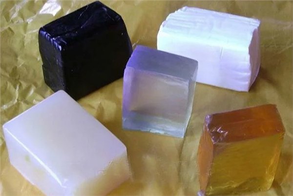 厂家供应不淌的膏药基质 热熔胶膏药基质超级好用