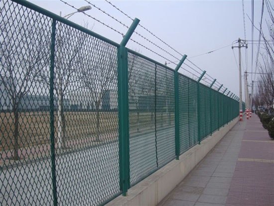 公路护栏网厂家_公路护栏网直接生产厂家