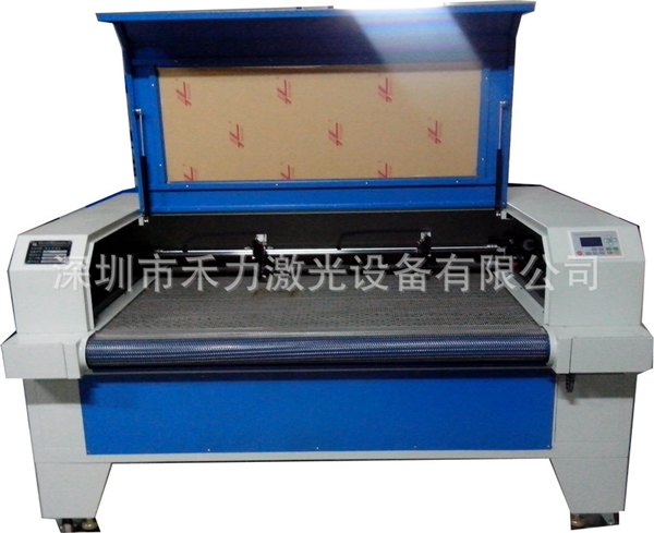 供应广州皮具书包背包手机皮套激光切割机1910机型