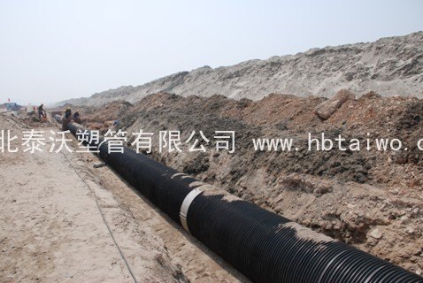 HDPE聚乙烯塑钢缠绕管哪家好 价格 规格