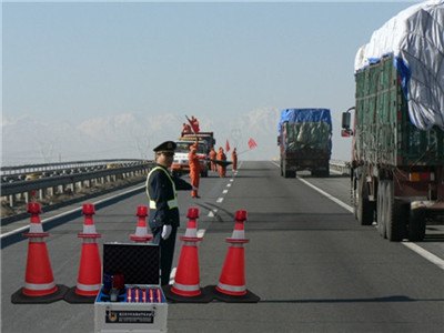 供应北京市西德力规范化中队执勤预警安全防闯入装备箱型号