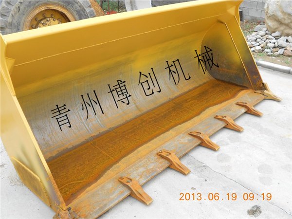 潍坊哪里有供应实用的临工装载机铲斗_装载机铲斗厂