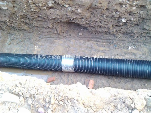 河北河南HDPE塑钢缠绕管厂家 报价 规格 钢带