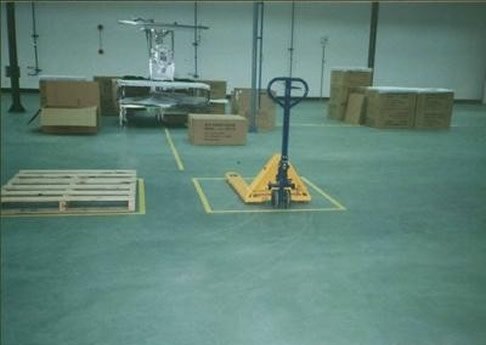 新品金属骨料耐磨地坪尽在新星耐磨材料，塑胶跑道生