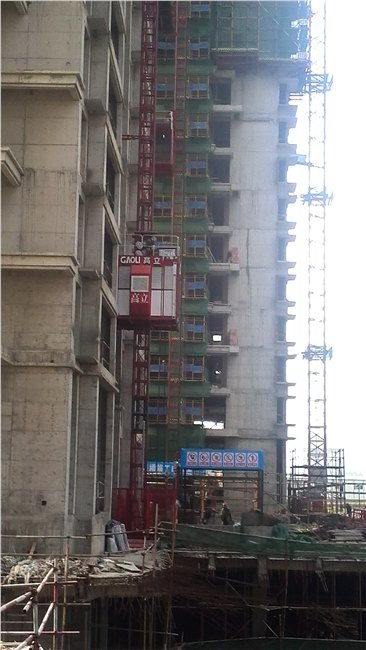 施工电梯租赁行情：四川变频施工电梯维修