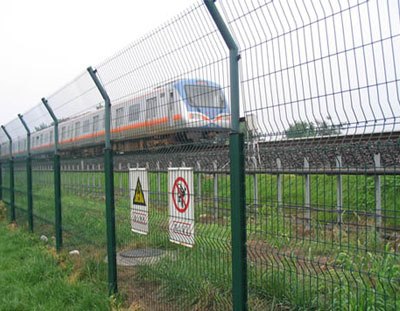 辽宁护栏网、辽阳护栏网、鞍山护栏网、本溪护栏网、