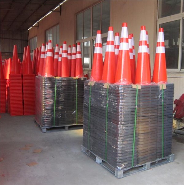 东莞PVC路锥   PVC路锥厂家  警示柱 P